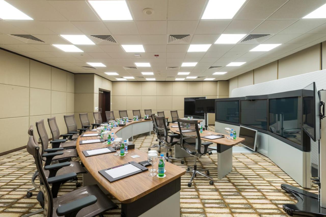 Crowne Plaza - Rdc & Convention By Ihg 5*